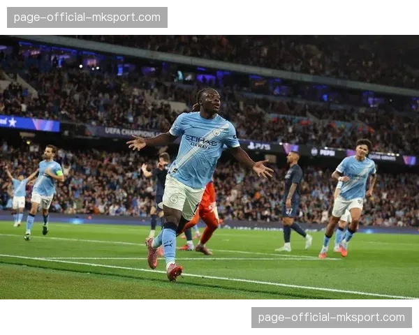 皇马公布对阵曼城的欧冠赛前训练视频,贝林厄姆状态良好 皇马公布对阵曼城的欧冠赛前训练视频,贝林厄姆状态良好